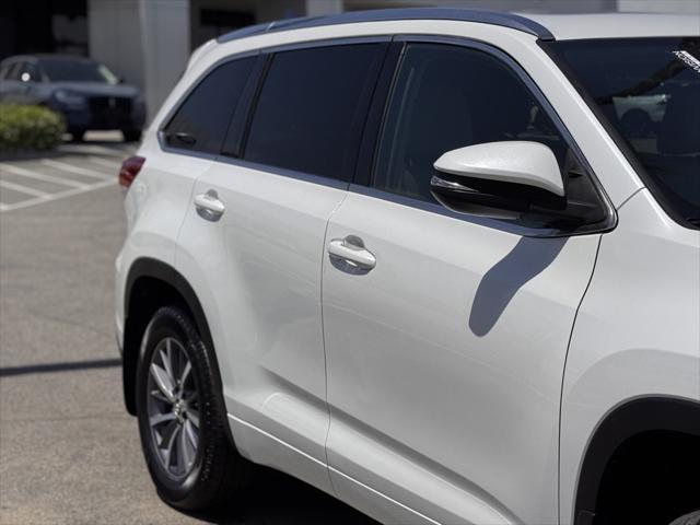 used 2018 Toyota Highlander car, priced at $22,371