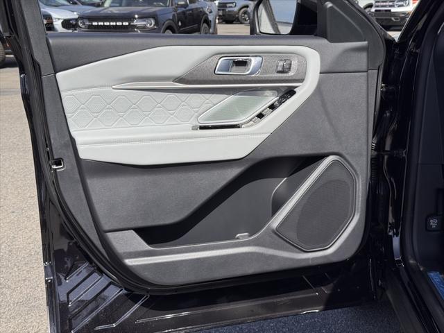 new 2025 Ford Explorer car, priced at $60,910