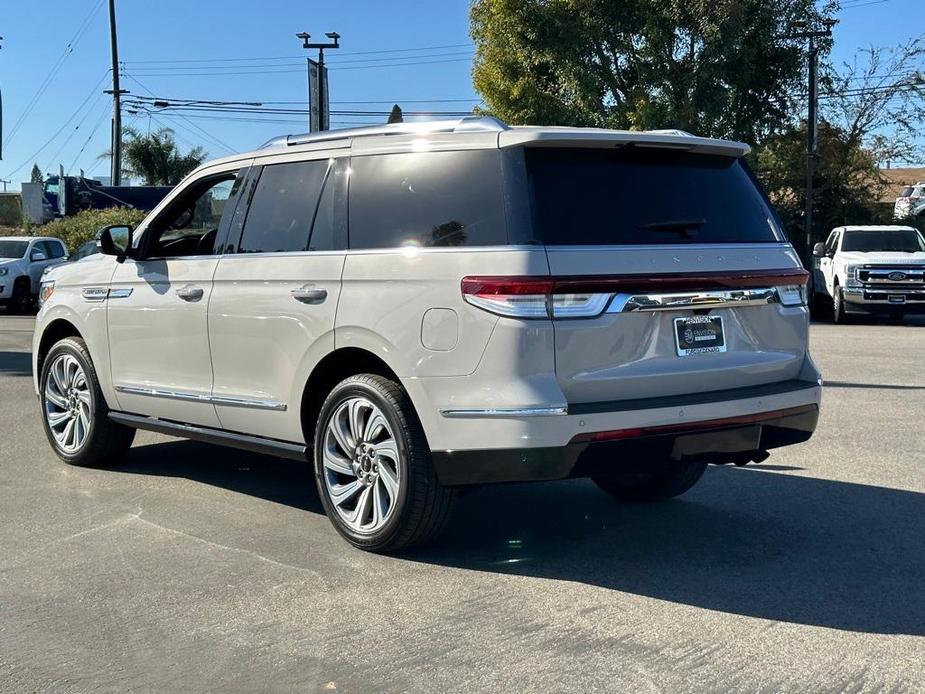 new 2023 Lincoln Navigator car, priced at $106,395