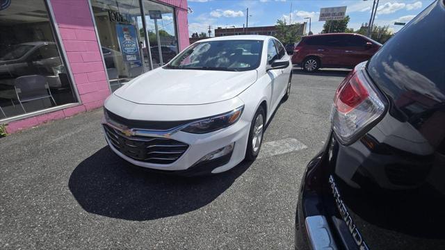 used 2019 Chevrolet Malibu car, priced at $14,994