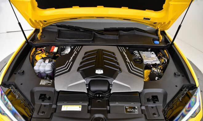 used 2022 Lamborghini Urus car, priced at $254,900