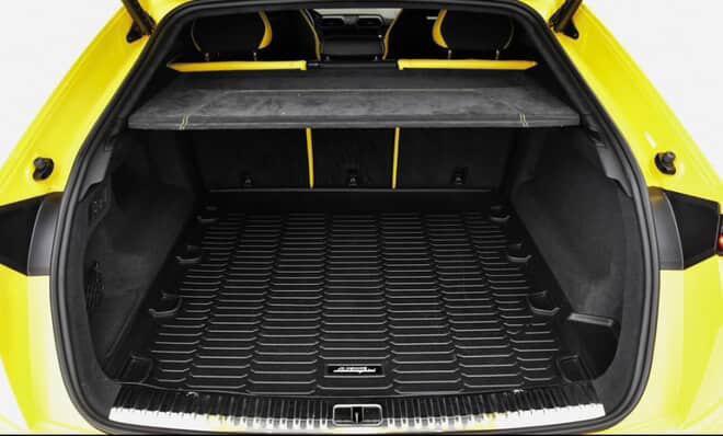 used 2022 Lamborghini Urus car, priced at $254,900