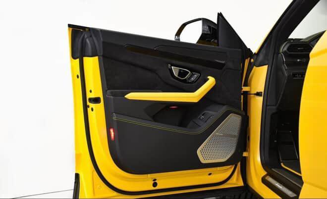 used 2022 Lamborghini Urus car, priced at $254,900