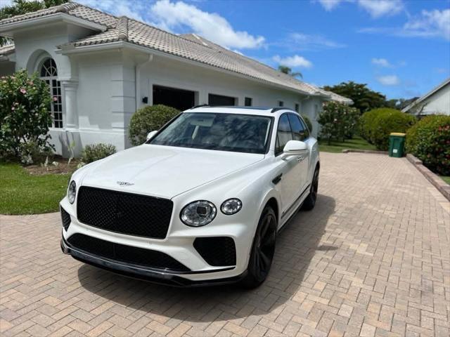 used 2022 Bentley Bentayga car, priced at $194,900