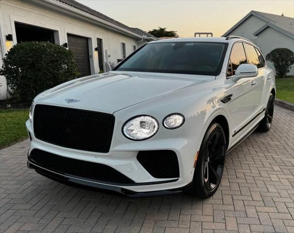 used 2022 Bentley Bentayga car, priced at $194,900