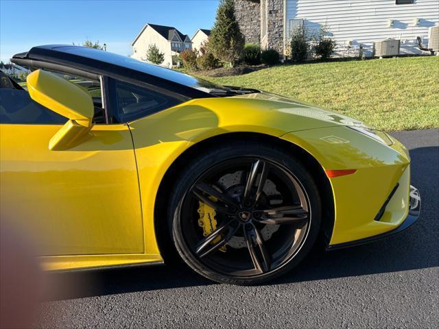 used 2022 Lamborghini Huracan EVO car, priced at $275,000