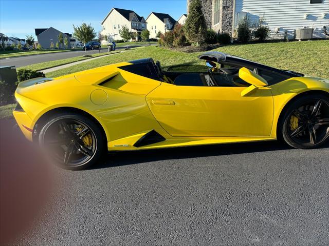 used 2022 Lamborghini Huracan EVO car, priced at $275,000