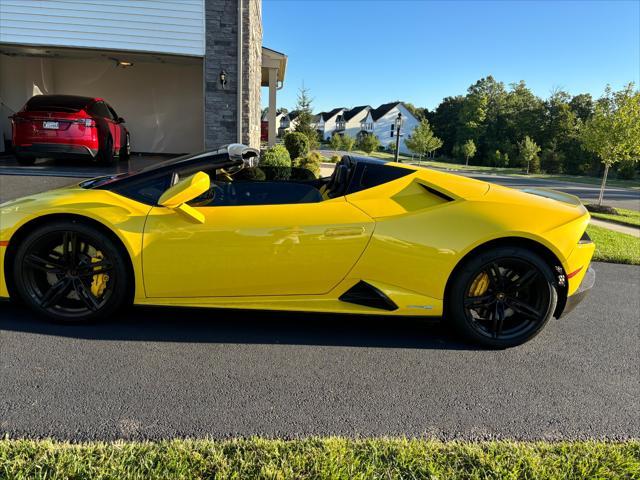 used 2022 Lamborghini Huracan EVO car, priced at $275,000