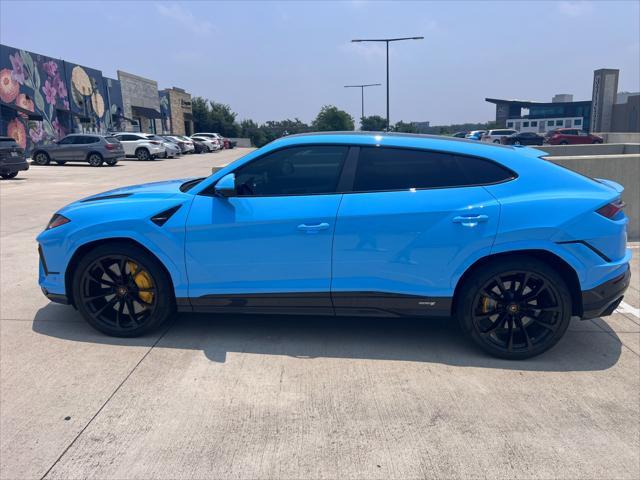 used 2023 Lamborghini Urus car, priced at $269,000