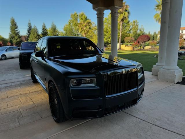 used 2022 Rolls-Royce Cullinan car, priced at $384,900