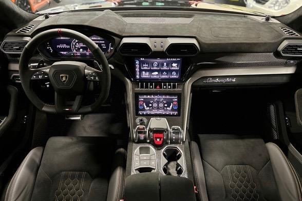 used 2023 Lamborghini Urus car, priced at $305,000