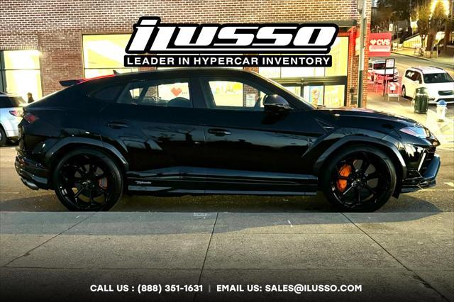 used 2023 Lamborghini Urus car, priced at $305,000