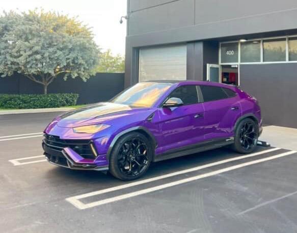 used 2023 Lamborghini Urus car, priced at $299,900
