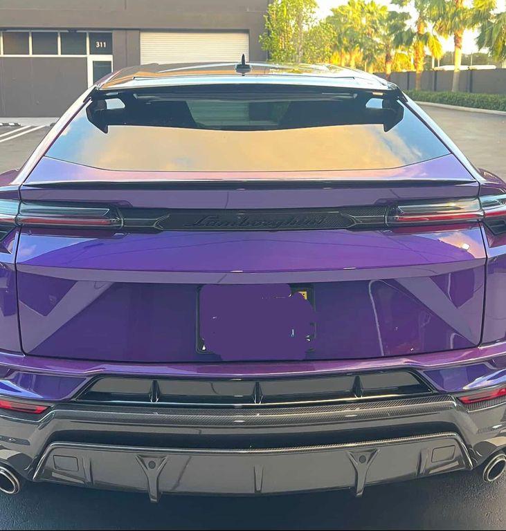 used 2023 Lamborghini Urus car, priced at $294,900