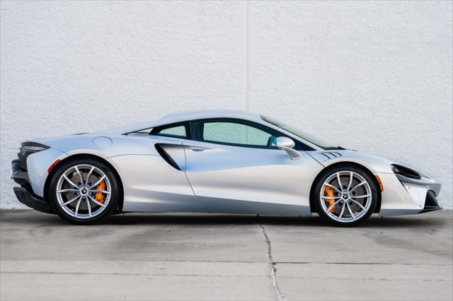 used 2023 McLaren Artura car, priced at $199,995