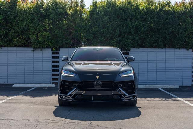 used 2024 Lamborghini Urus car, priced at $319,900