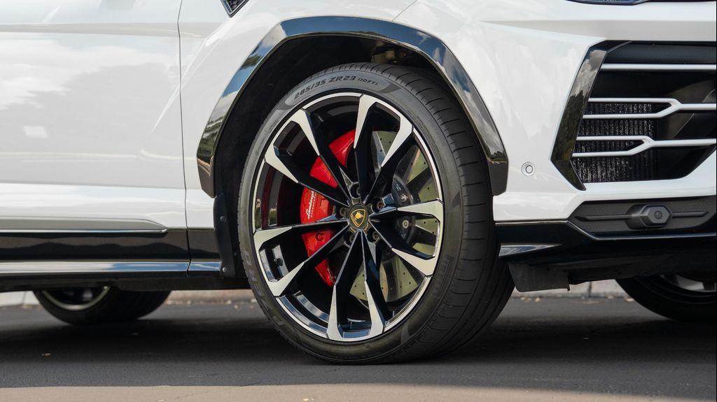 used 2021 Lamborghini Urus car, priced at $204,900