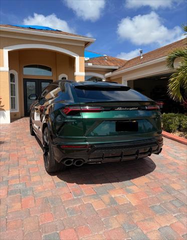 used 2021 Lamborghini Urus car, priced at $268,900
