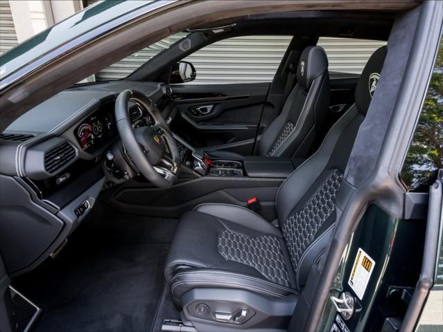 used 2021 Lamborghini Urus car, priced at $268,900