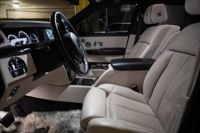 used 2020 Rolls-Royce Phantom car, priced at $360,000