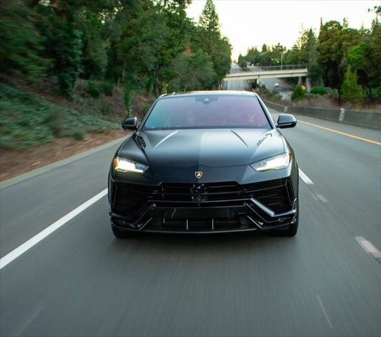 used 2023 Lamborghini Urus car, priced at $309,900