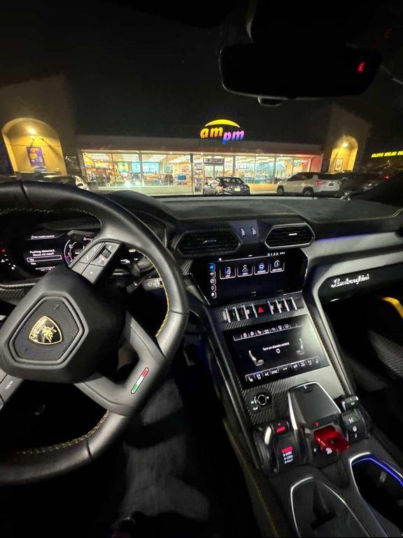 used 2023 Lamborghini Urus car, priced at $309,900