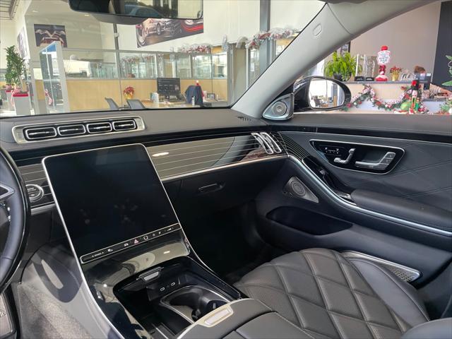 used 2022 Mercedes-Benz Maybach S 580 car, priced at $159,900