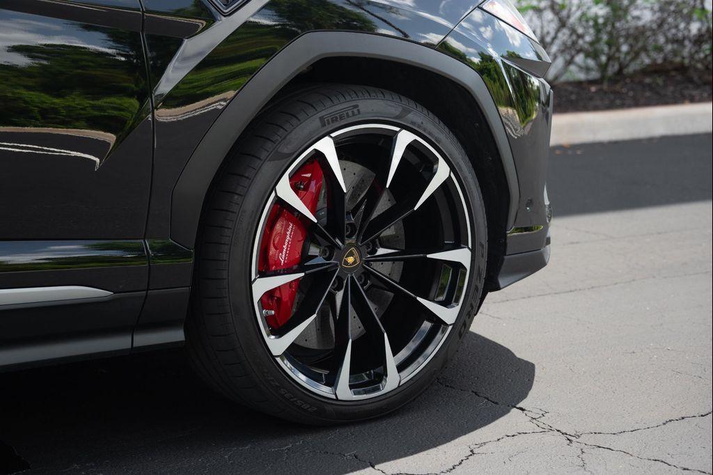 used 2020 Lamborghini Urus car, priced at $189,000