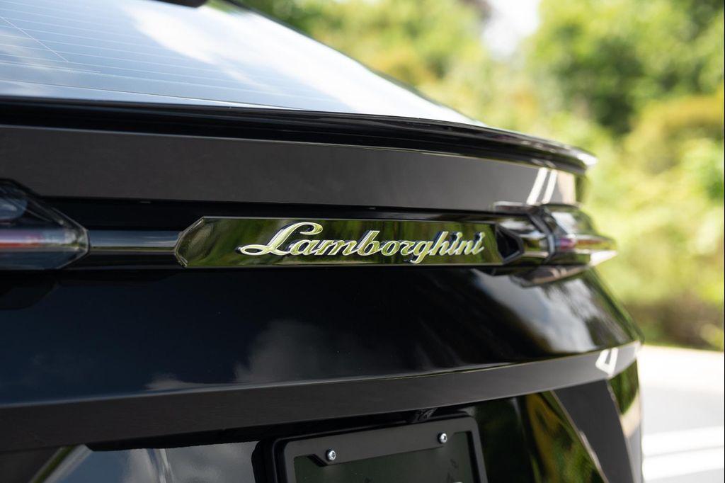 used 2020 Lamborghini Urus car, priced at $189,000