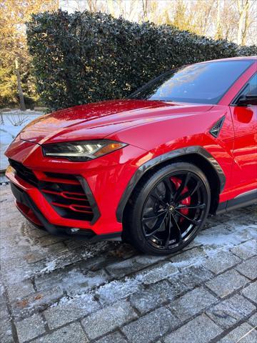 used 2021 Lamborghini Urus car, priced at $210,000