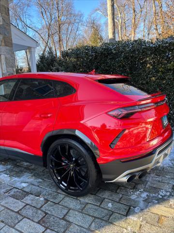 used 2021 Lamborghini Urus car, priced at $210,000