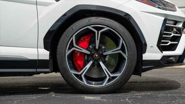 used 2021 Lamborghini Urus car, priced at $212,000