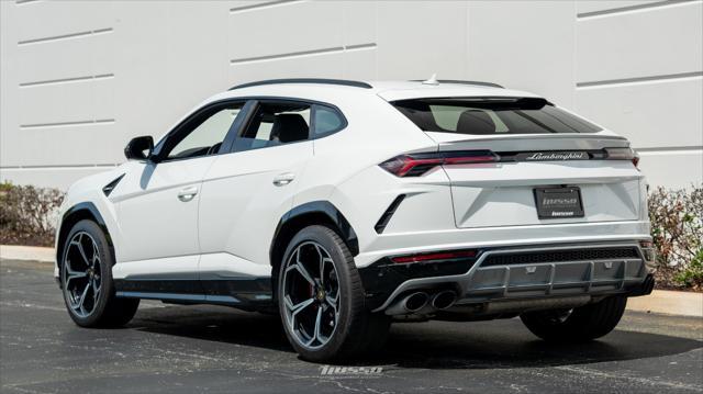 used 2021 Lamborghini Urus car, priced at $212,000