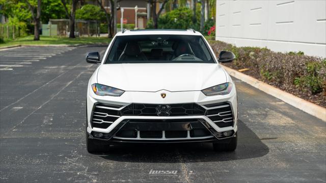 used 2021 Lamborghini Urus car, priced at $212,000