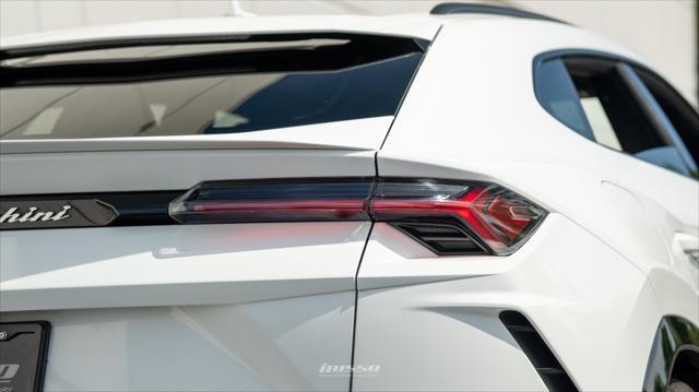 used 2021 Lamborghini Urus car, priced at $212,000