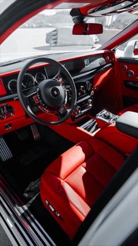 used 2020 Rolls-Royce Phantom car, priced at $374,900