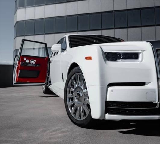 used 2020 Rolls-Royce Phantom car, priced at $374,900
