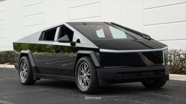 used 2024 Tesla Cybertruck car
