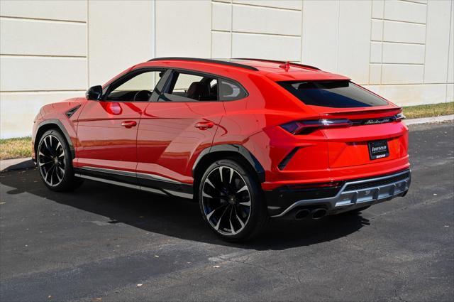 used 2020 Lamborghini Urus car, priced at $204,000