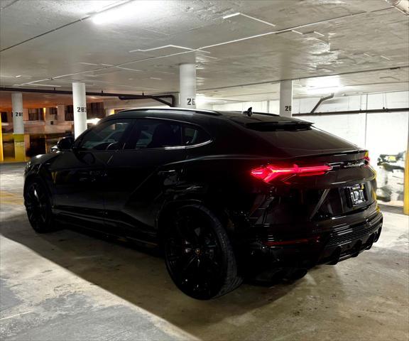 used 2020 Lamborghini Urus car, priced at $215,000