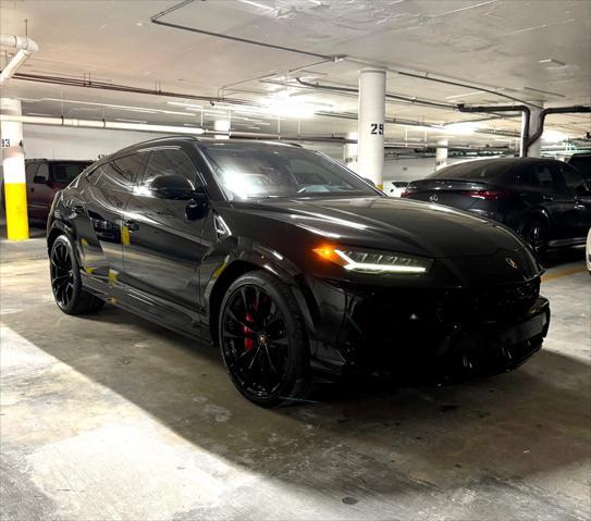 used 2020 Lamborghini Urus car, priced at $215,000