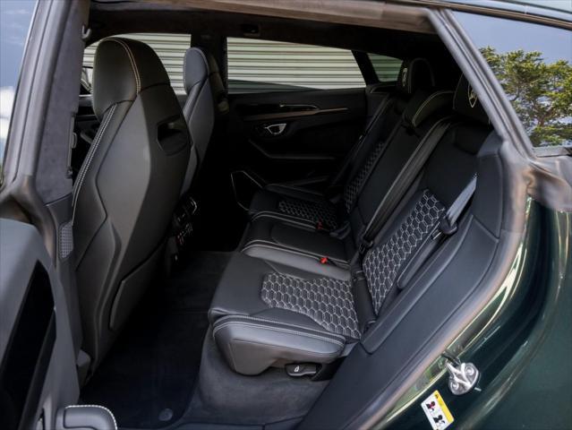 used 2021 Lamborghini Urus car, priced at $298,900