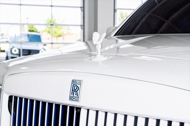 used 2023 Rolls-Royce Cullinan car, priced at $389,900