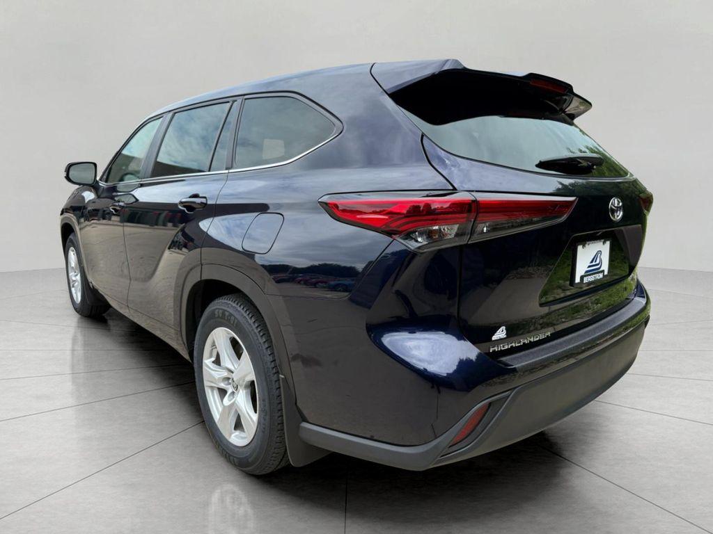 used 2023 Toyota Highlander car, priced at $33,898