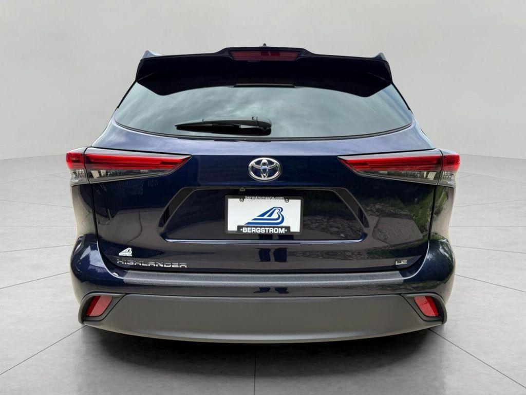 used 2023 Toyota Highlander car, priced at $33,898