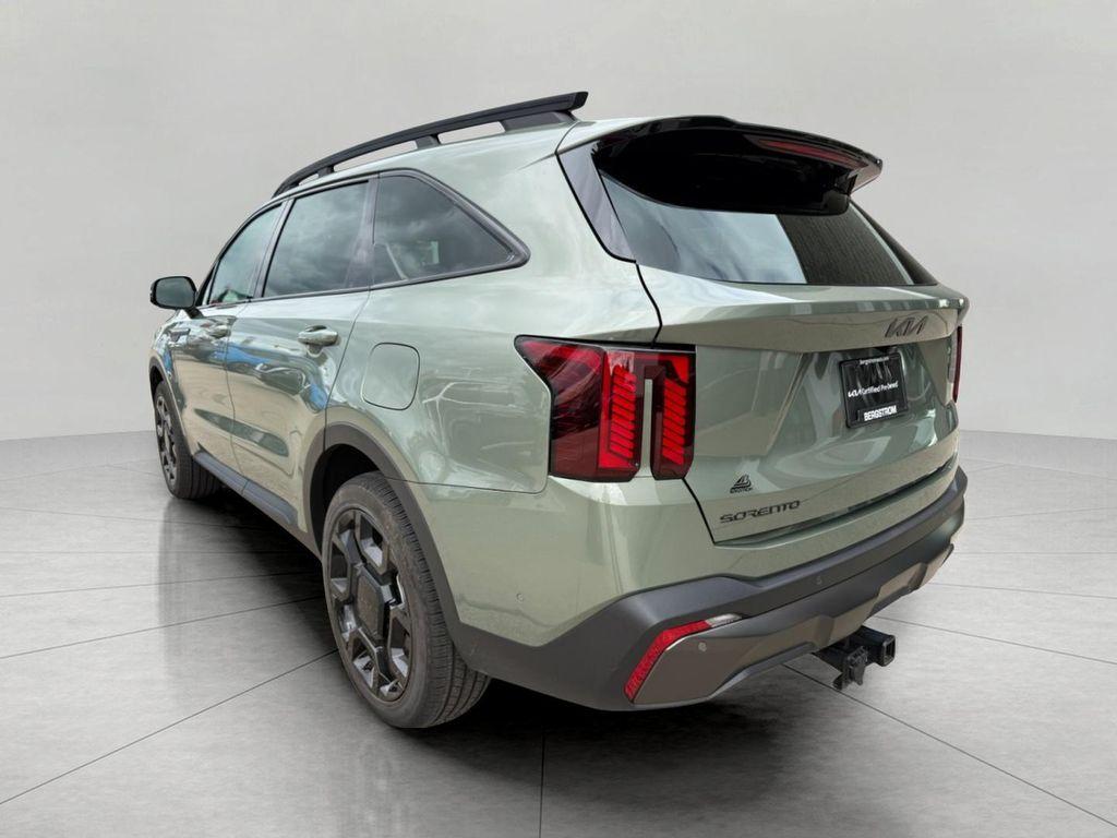 used 2025 Kia Sorento car, priced at $38,515