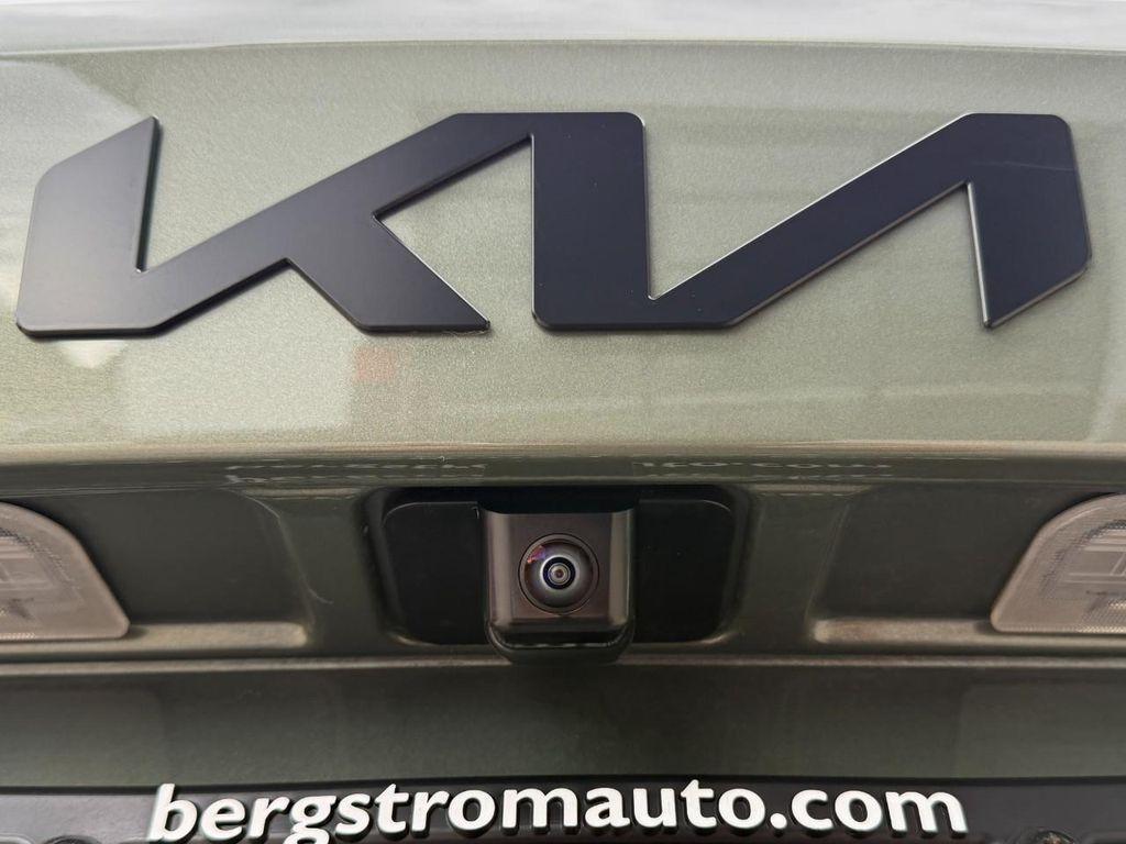 used 2025 Kia Sorento car, priced at $38,515