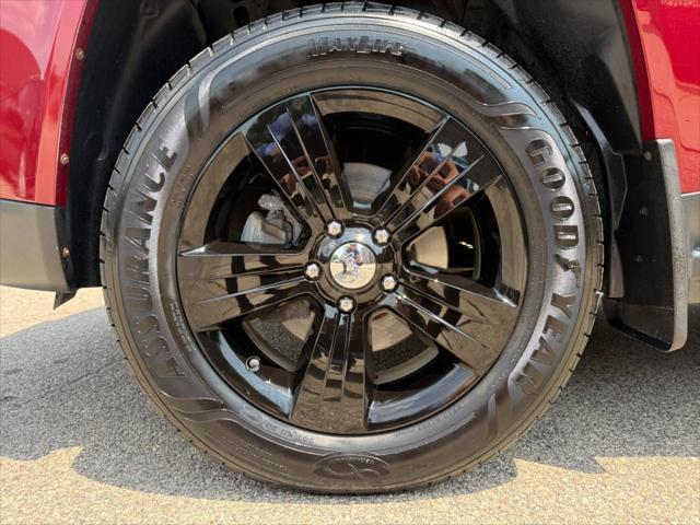 used 2015 Jeep Compass car, priced at $12,628