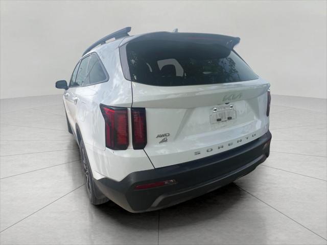 used 2022 Kia Sorento car, priced at $29,040