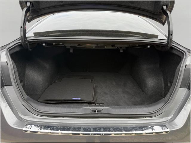 used 2023 Nissan Altima car, priced at $25,565